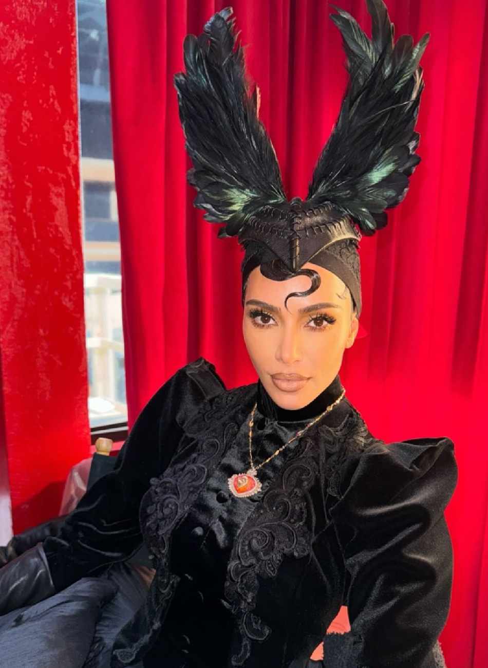 Kim Kardashian Faces Backlash Over American Horror Story Spoiler