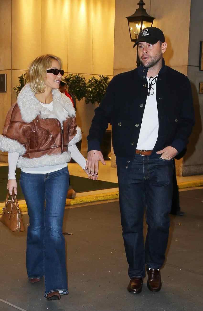 Sydney Sweeney and Scooter Braun Enjoy a Sweet Moment in Central Park