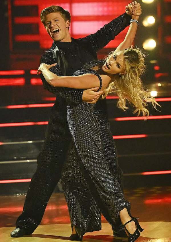 Alix Earle vs Robert Irwin DWTS Season 34 Finale Scores