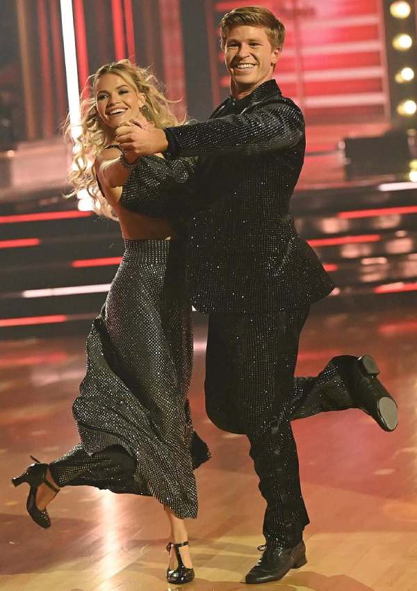 Alix Earle vs Robert Irwin DWTS Season 34 Finale Scores