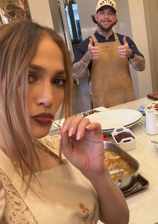 Jennifer Lopez and Hollywood Stars Celebrate Thanksgiving in Style