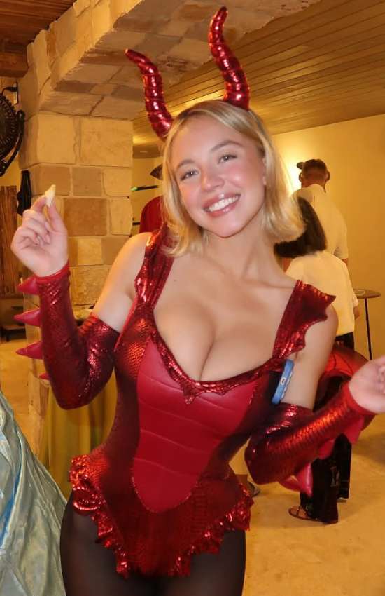 Sydney Sweeney Friendsgiving Week Was Pure Fun and Chaos