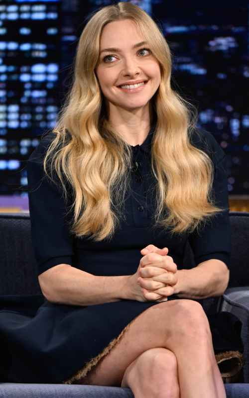 Amanda Seyfried and Kon Knueppel Light Up Tonight Show Night