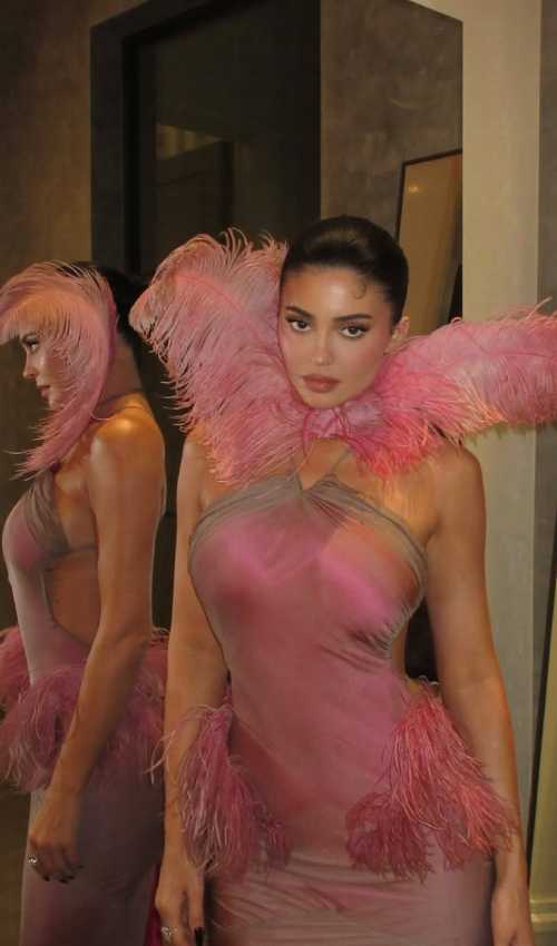 Kylie celebrates holidays with Kylie Cosmetics event in Los Angeles