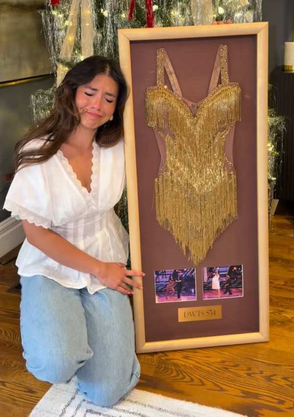 Jen Affleck Gets Emotional as Zac Gifts Her DWTS Dress