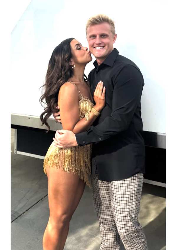 Jen Affleck Gets Emotional as Zac Gifts Her DWTS Dress