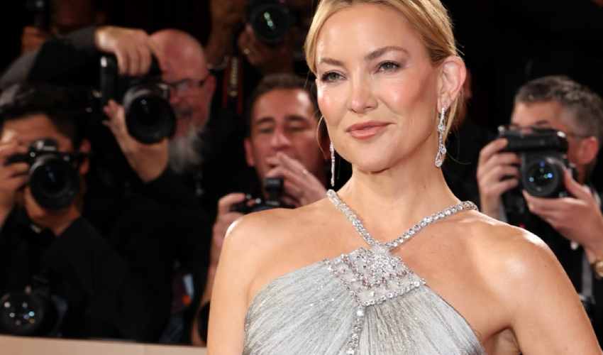 Golden Globes 2026 Red Carpet Top 10 Viral Looks